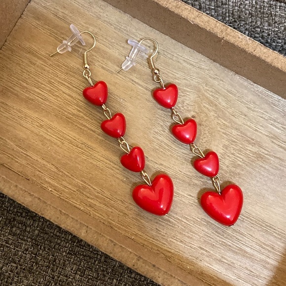 Jewelry - Red Hearts earrings❤️